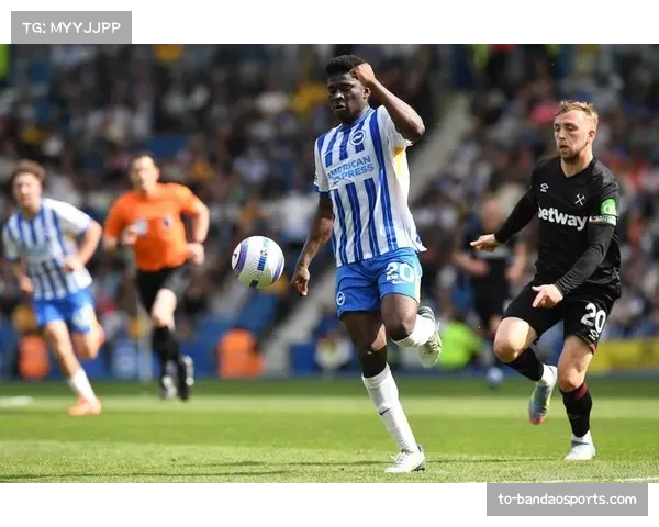布莱顿客胜曼联展现平衡 巴莱巴长传成进攻发起关键